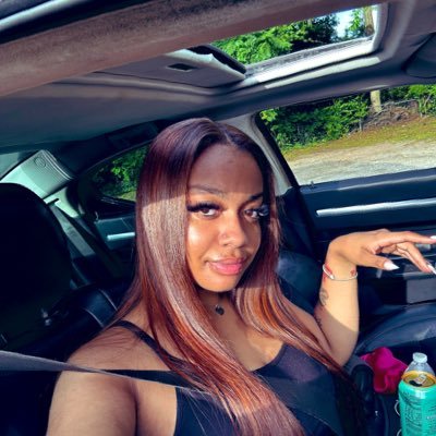 aliyahjadeee's profile picture. just one cool ass gemini