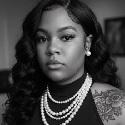 YURFAVRED's profile picture. 