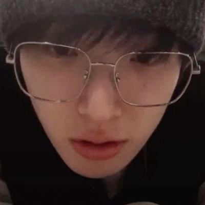 dinamakanikan's profile picture. 18+ only ↓mg enthu just do not interact if you dislike or uncomfortable with it. (they/them)