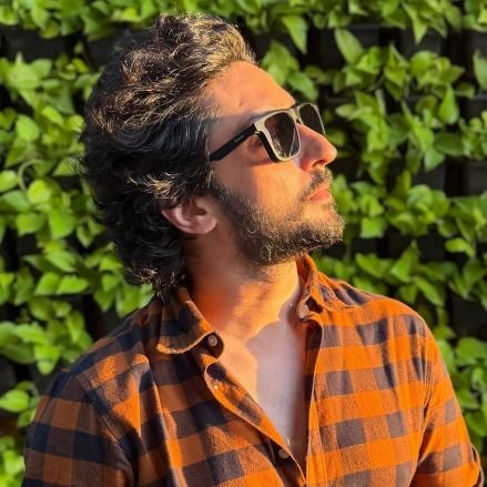 aamomin5's profile picture. 