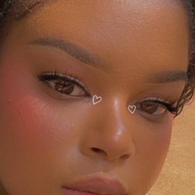 janielleabigail's profile picture. Don't follow your dreams, Follow my Twitter ⚠️