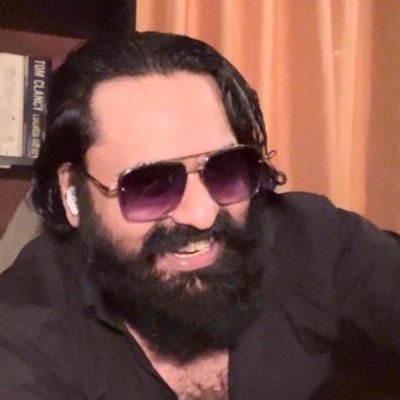 Skxy1618's profile picture. Hi human! Just an ordinary man living in South Asia. Cat dad, Art lover, History and political enthusiast. Love fkn Taylor Swift!