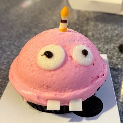 sunresin_e's profile picture. 