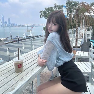 Thenagesh2's profile picture. #天津 短期兼职🌈甜美可爱🍓给你满满的女友体验 喜欢 私信我大号：@7777Sparrow