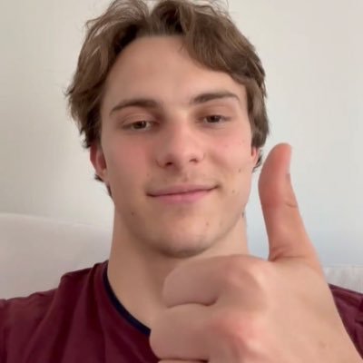 andreexxzzzyyy's profile picture. 