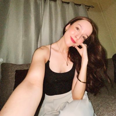 ArvayoGretel's profile picture. 