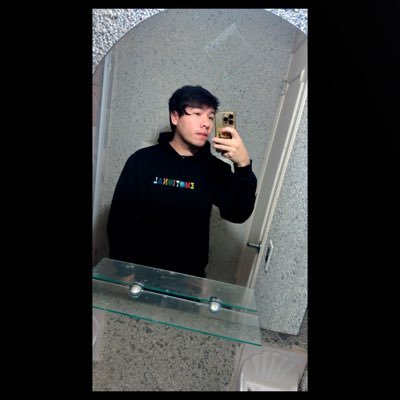 teo_postmortem's profile picture. Ing TI  keyboard enthusiast 28 YO Valorant casual player Teori #self