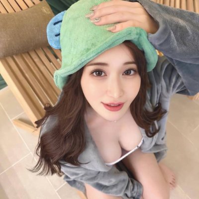 maya25888426's profile picture. 