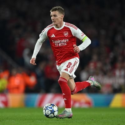 isolatedcoature's profile picture. sound accessories || arsenal fan