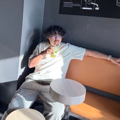 notsuryous's profile picture. creating elegant web interfaces + AI | wlu