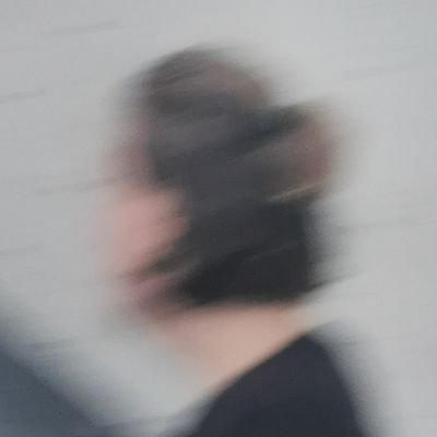 Constabel2's profile picture. Mama von Zweien, als Lehrkraft unterwegs, mal lustig, mal genervt. Sprach(lehr)nerd. #fckafd #fcknzs
sie / she
🌟 Gutmensch 🌟