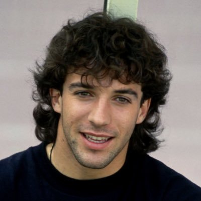 Del_PieroJ's profile picture. مُغرد عاشق لكرة الكالتشيو ومتعة البريميرليغ |مشجع @AlNassrfc @juventusfc | مُهتم بالرياضة | ^