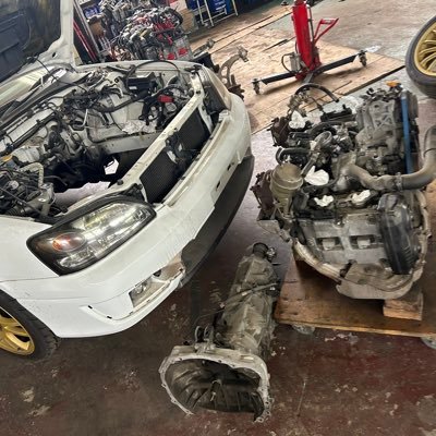 BE5_1R2S0K8's profile picture. エンジンブローして修理中のBE5＆修理が待てなすぎて生えてきたBE5＆22万km目前の満身創痍ビストロの3台持ち。「まーくん」って呼んでください。同じイントネーションの単語 ゲーセン