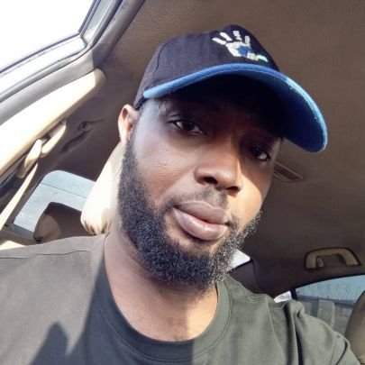 AfolabiAfis's profile picture. A financial analyst and a farmer.