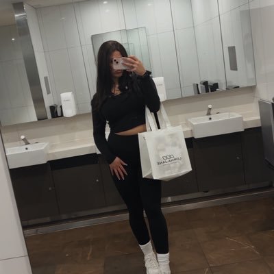 keajane_'s profile picture. feel sick