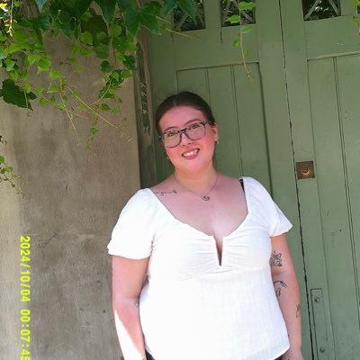 Arriiaa_1's profile picture. treat people with kindness 🌸