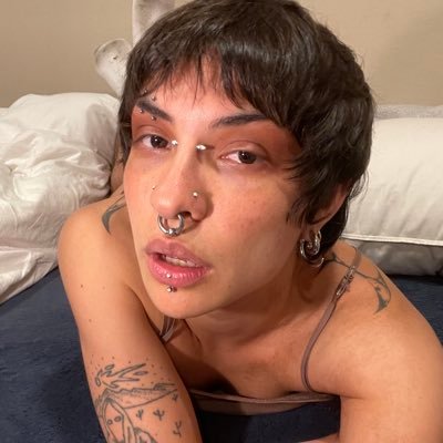 myangelpvssy's profile picture. !!! NSFW !!! shapeshifter 💦 streamer 💦 squirter 💦 25 || professional gooner • amateur porn star🌟 QUEER ASS FREAK https://t.co/w0lTlFdPKN