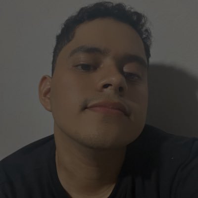 LabiosaJohn's profile picture. “Piensa en ti mismo”