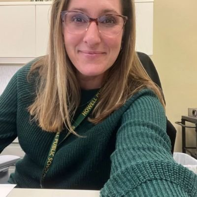 ElizabethD88253's profile picture. 