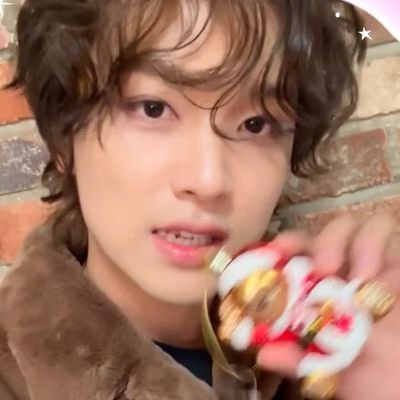haechiva's profile picture. みなさん、こんにちは。 𓈈🥛⭐️◞
✊🏻(ノ_ #、)˚⁺˳ cCUTE?! i think im not a cute girl ˖👶🏻 ꐑ but, i can be ur Girlfriend 🧍🏻‍♀️ ࣪ ♡！ 。
 💭 my—aegi 인기 많은, @haechanahceah 🧸💕👀
