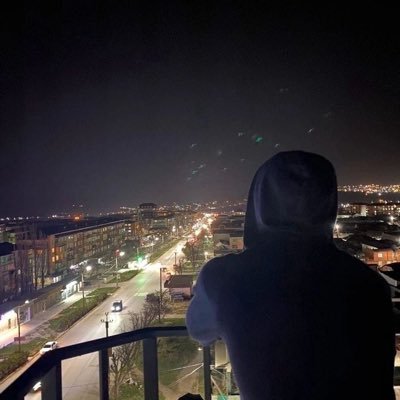 medlvs's profile picture. #01