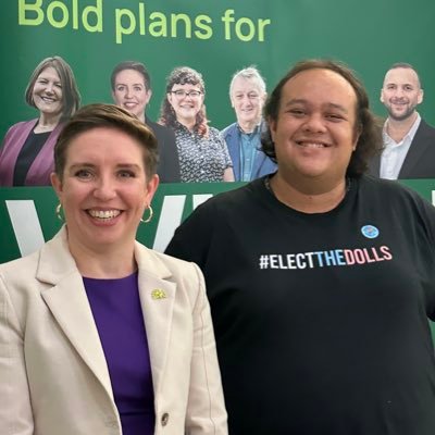 blinnetgrn's profile picture. Proud member of the Green Party. Woke Tofu-eating socialist. Defender of Environmental, Animal and Social Justice. Motorsport Marshal #ElectTheDolls