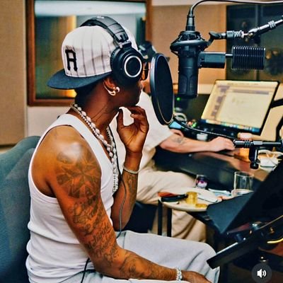 Rinzkhid12's profile picture. ARTISTE -🎙🎙
Rapper/Singer/
🎤 🎤🎵🎵
Hungry for Success 🦁🦁
I.G. @iamstarboi_rinzy
CR7 ⚽️  🐐👑 
🦅🦅
Manchester United 😈❤ ⚽️