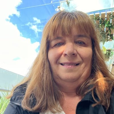 Mary33979815994's profile picture. 