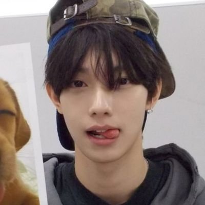 crimswoon's profile picture. 