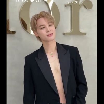 jinggaribay's profile picture. EXPRESS NOTHING, APPRECIATE EVERYTHING 
to see is tobelieve