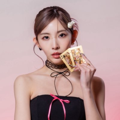 kikuchiruru's profile picture. 4児のママ＊26歳差歳の差婚＊POKER Masters2025 Ladies Championship🥇 Instagram↓