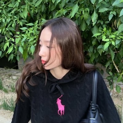 dearestsunwon's profile picture. it’s me and my en- brainrot • @highway2409x