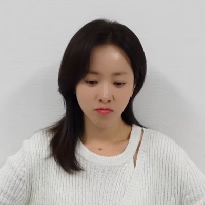 hanjiminjuseyo's profile picture. พี่จีมิน พี่นารา พี่เยจิน พี่จีฮโย พี่มินอา พี่แชวอน พ่อบิน ป๋าจาง คุณจุนฮยอก