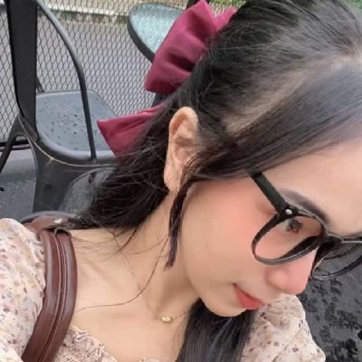 lahendala's profile picture. 