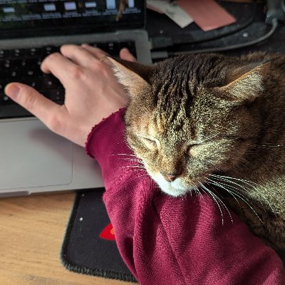 schmanu_'s profile picture. 