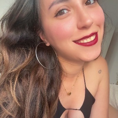 Alinaxclusive's profile picture. Holi! Soy Alina 🩷 acá vas a encontrar fotos y videos cargados de sensualidad. Me gusta dejarte con ganas de más… 🔥😏 ¿te animás a descubrir todo lo que tengo?