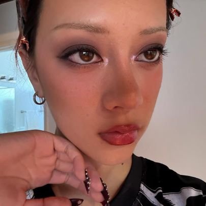 sksjskjsjsjsj's profile picture. fan account