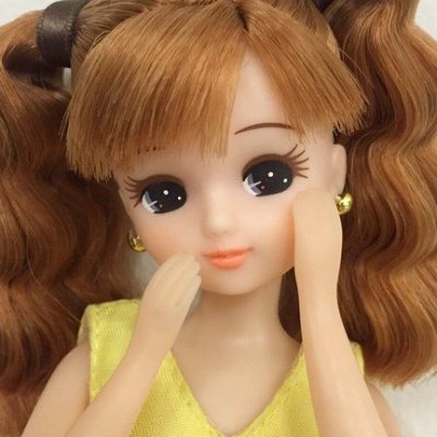 miIkui's profile picture. Capable and willing debutante