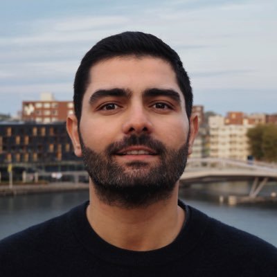 re_baar's profile picture. Sometimes frontend, sometimes eating!