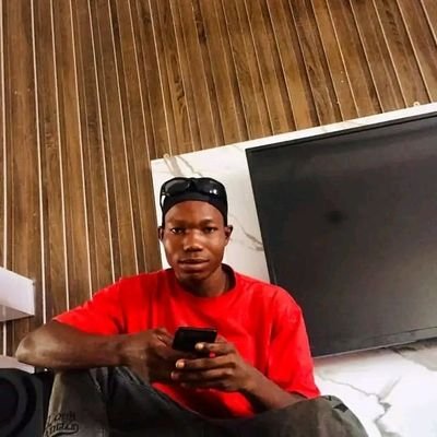 manutd//journalist//12k suspe//DMS OPEN FOR AD'S// am just another guy// getting to that top soon//