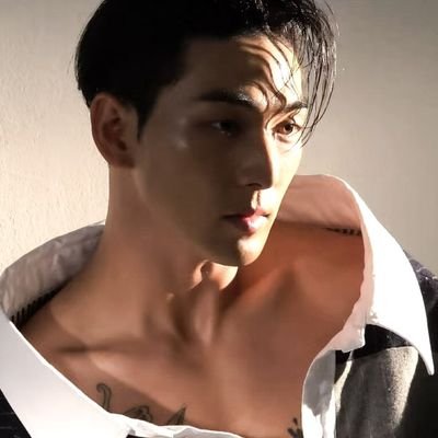 Waterbomb Artist Kang Baekho, 95L▫️Let's not fall in love baby 😘