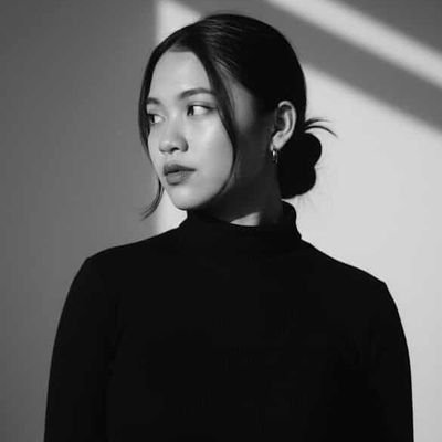 PAULAPAULAPOLON's profile picture. C R E S C E N T 🌙
T I N