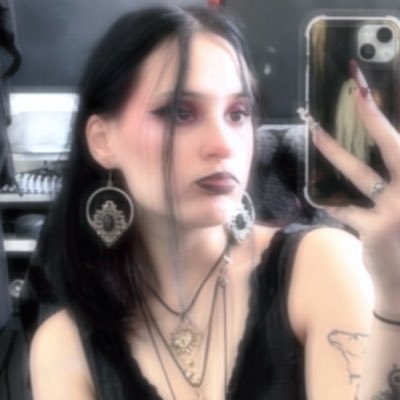 zzzzstudios's profile picture. i make music :3