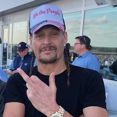 KidRocklive0's profile picture. 