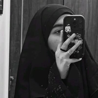 mah_dokht69's profile picture. بهازین چه شادمانی!!!
📿