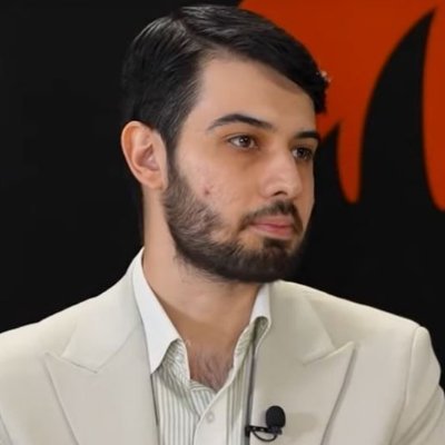 پژوهشگر مسائل آمریکا / مترجم / روزنامه نگار