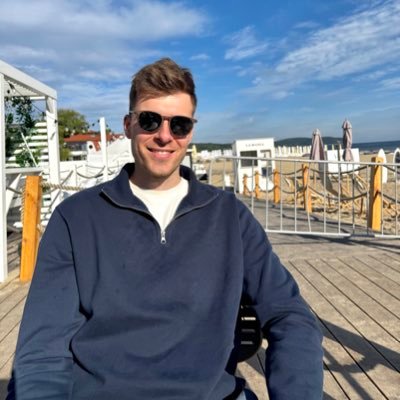 itsdevdaniel's profile picture. 🚀 Bootstrapped founder building apps 
📈 Sold a Startup
👨‍💻 Senior Software Developer 
💰 Building @Shopify & @Apple apps as ADYKO until I hit $1M ARR.
