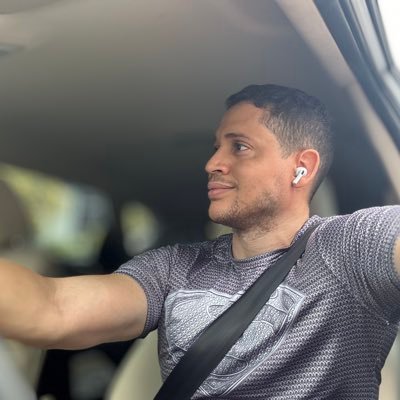 Raov3's profile picture. Auditor de que? preguntame! Divertido, amigo, hermano, soporte y todo lo demas trust me...honesto hasta mas no poder...SOY YO!