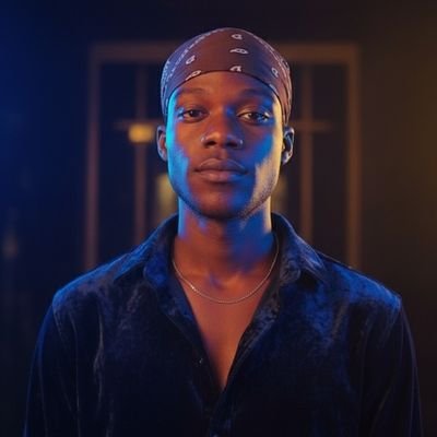 VeusAlexander's profile picture. La vie fleurit par le travail 📚