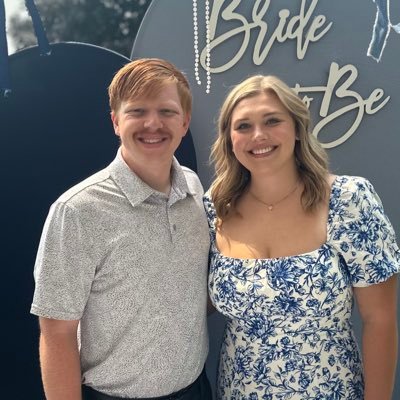 tschaefer22's profile picture. @UWMadison Animal Science and Life Sciences Communication ‘22 | #agvocate | #OnWisconsin